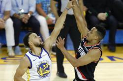 开云体育在线-包含勇士迎来一场惊险的棒球对决的词条