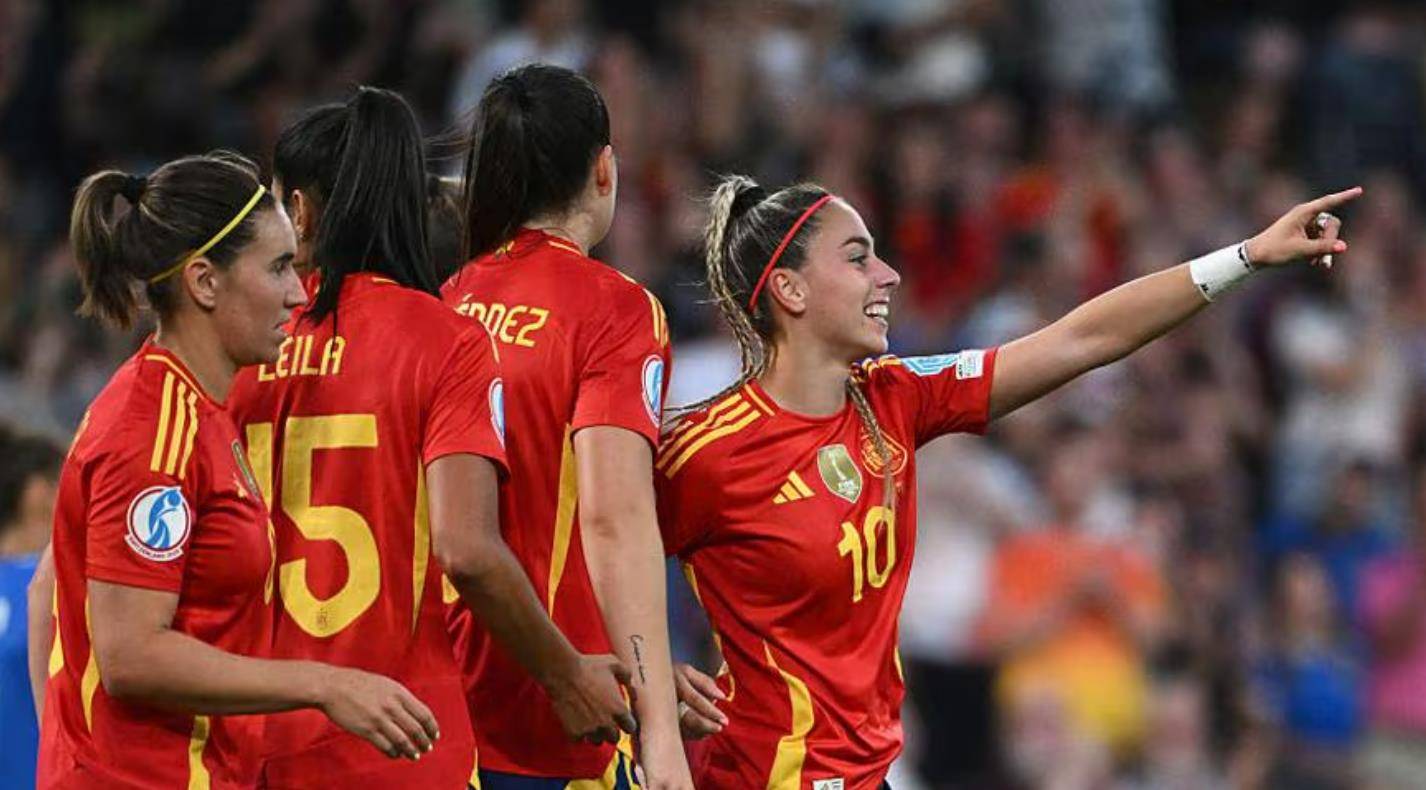 意大利女足力挫比利时,取得国际摔角赛胜利 意大利女足力挫比利时,取得国际摔角赛胜利