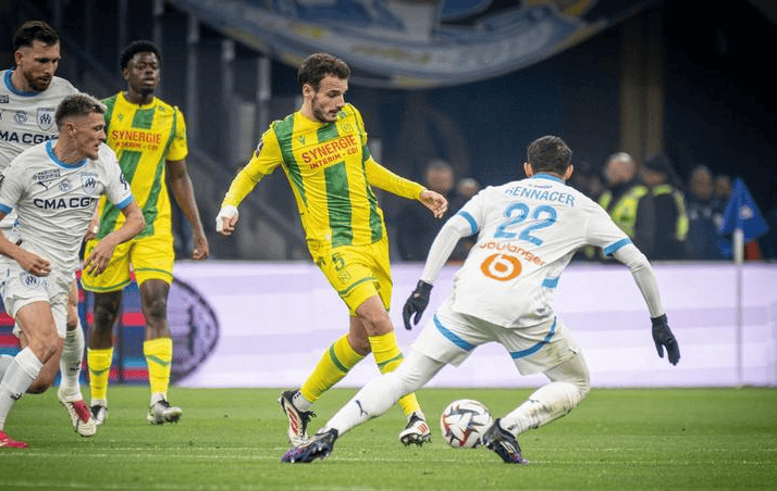 包含南特迎战斯特拉斯堡,全力保卫主场荣誉的词条 包含南特迎战斯特拉斯堡,全力保卫主场荣誉的词条